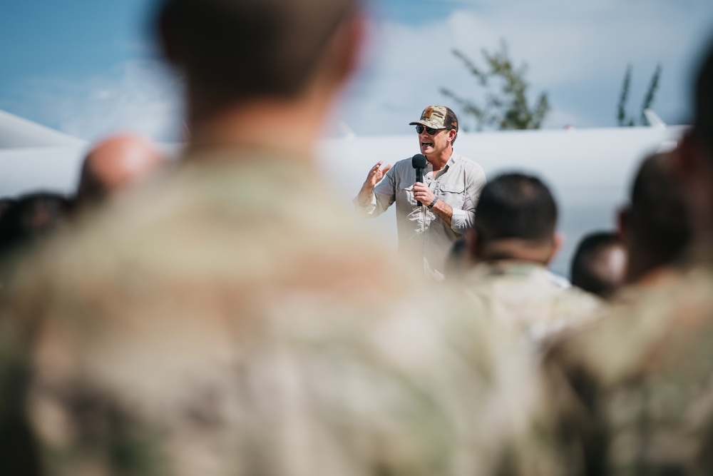 SECWAR Hegseth visits Muñiz ANGB
