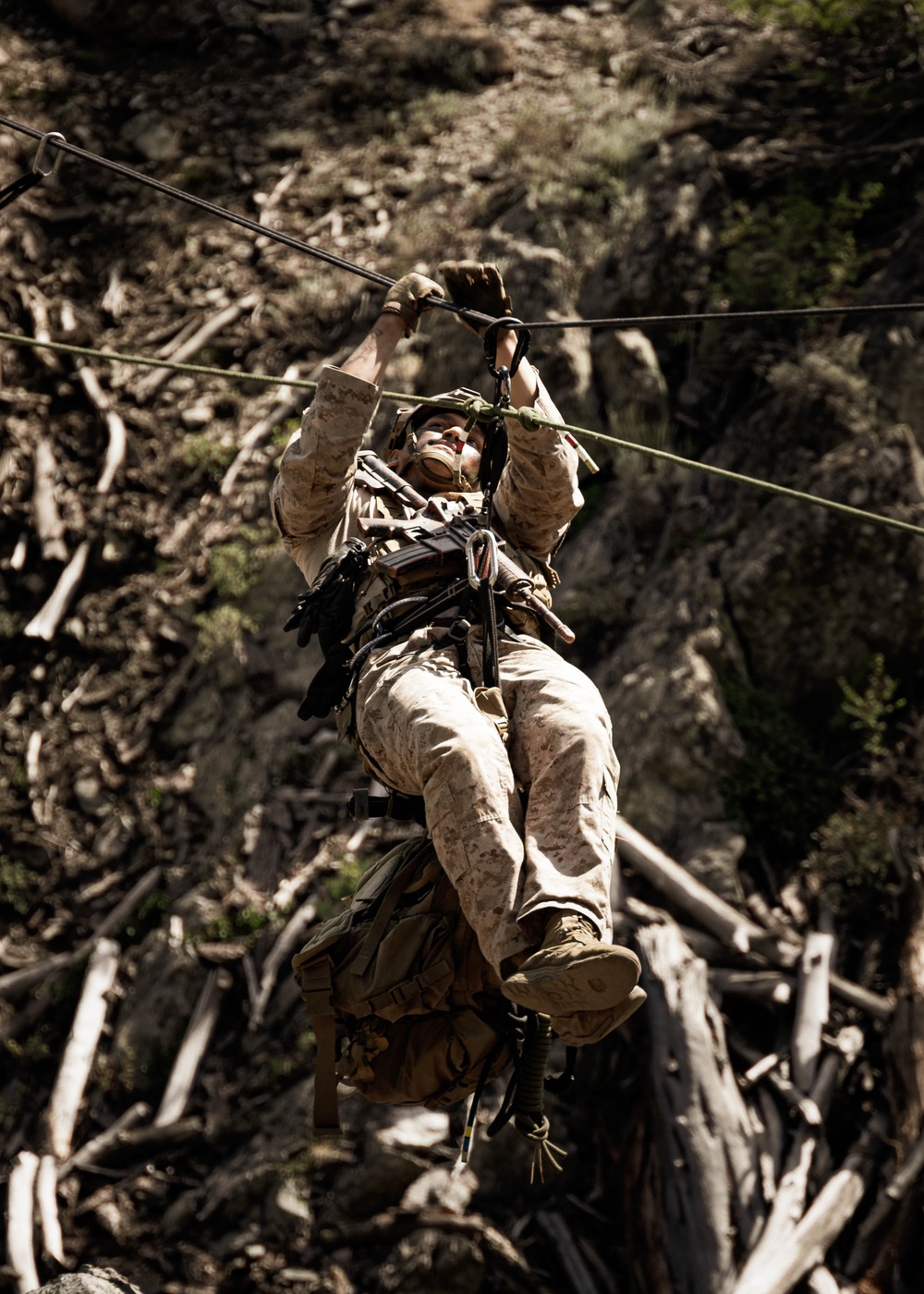 BLT 3/5 and V11 Marines conduct field exercise during Assault Climbers Course