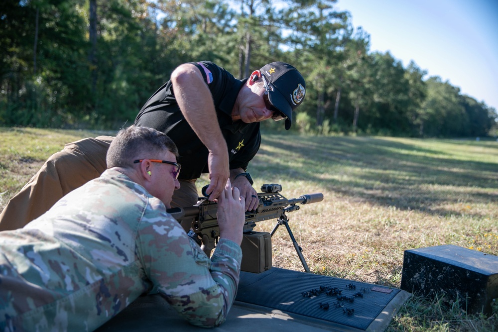 USAMU Shares Knowledge on NGSW to Army Leaders