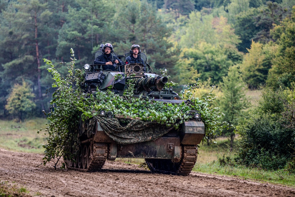 Military Police React to Simulated Ambush at Saber Junction 25