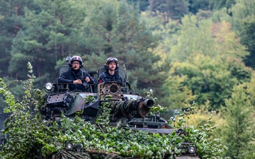Military Police React to Simulated Ambush at Saber Junction 25
