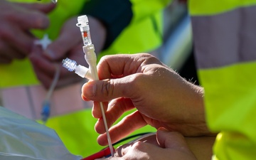 RAF Alconbury/Molesworth firefighters team up with UK paramedics for joint training