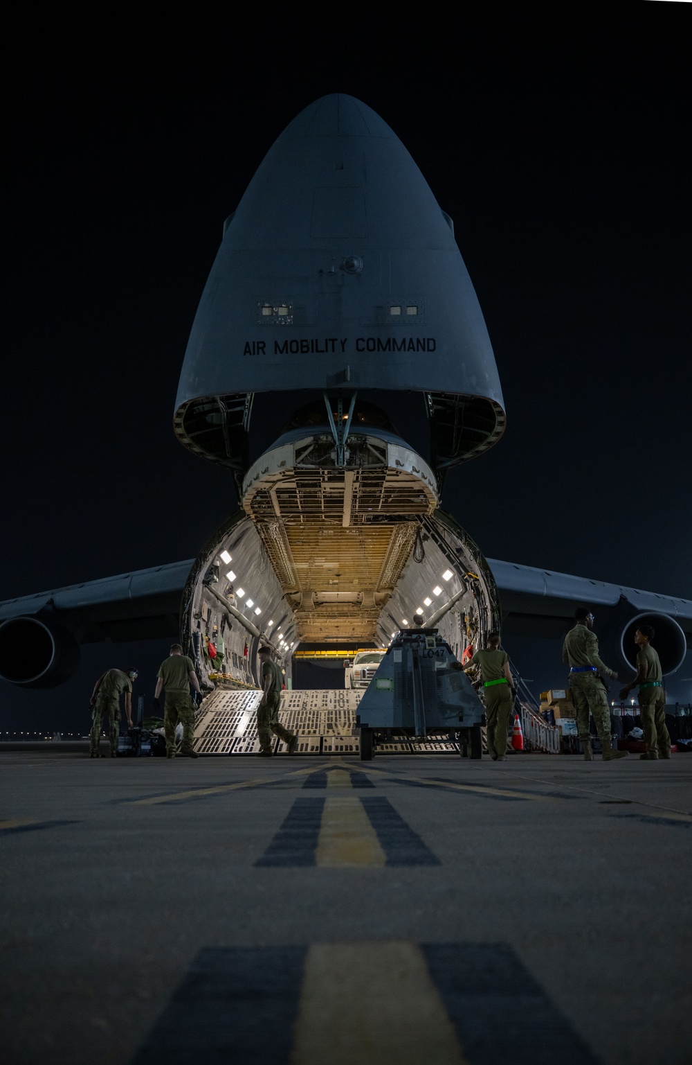 Heavy Hitters: 379th EAPS and 9th AS Maximize Global Mobility