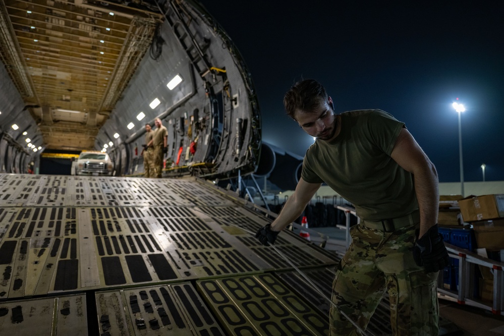 Heavy Hitters: 379th EAPS and 9th AS Maximize Global Mobility