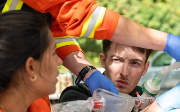 RAF Alconbury/Molesworth firefighters team up with UK paramedics for joint training
