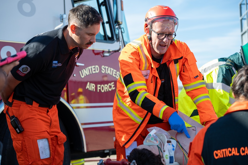 RAF Alconbury/Molesworth firefighters team up with UK paramedics for joint training