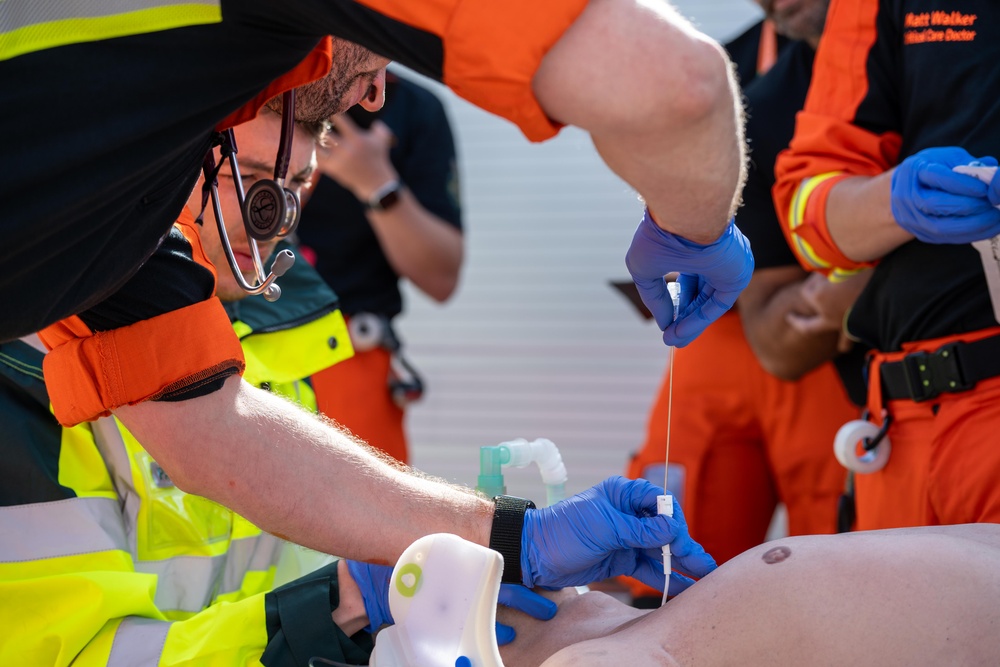 RAF Alconbury/Molesworth firefighters team up with UK paramedics for joint training