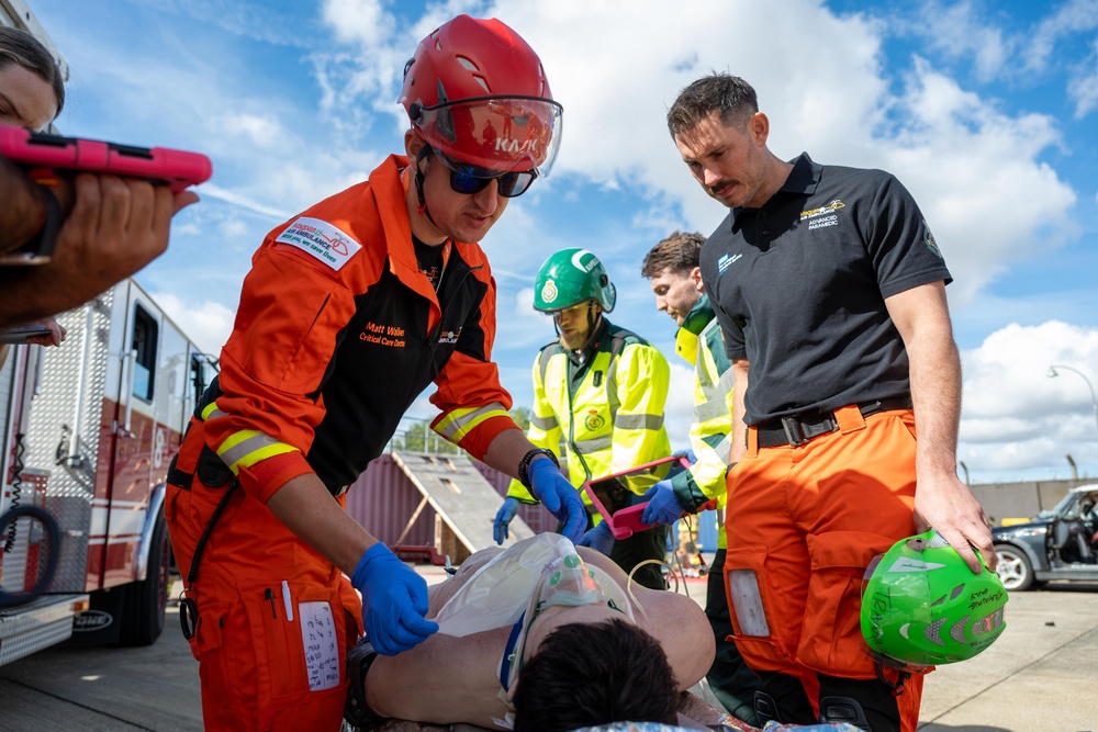 RAF Alconbury/Molesworth firefighters team up with UK paramedics for joint training