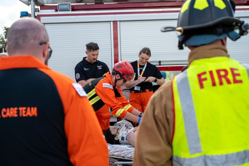 RAF Alconbury/Molesworth firefighters team up with UK paramedics for joint training