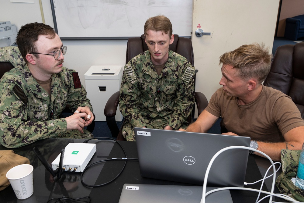 Sailors Prepare for 5G Network Threat Assessment