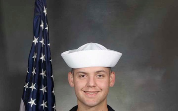 Lane Earns Military Excellence Award at Recruit Training Command