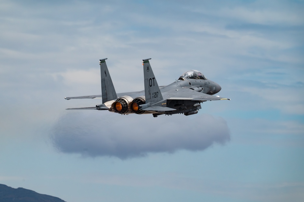 Nellis take offs and landings Aug 26, 2025