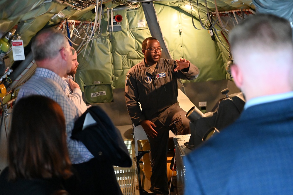 Civic Leaders visit Magic City Airmen