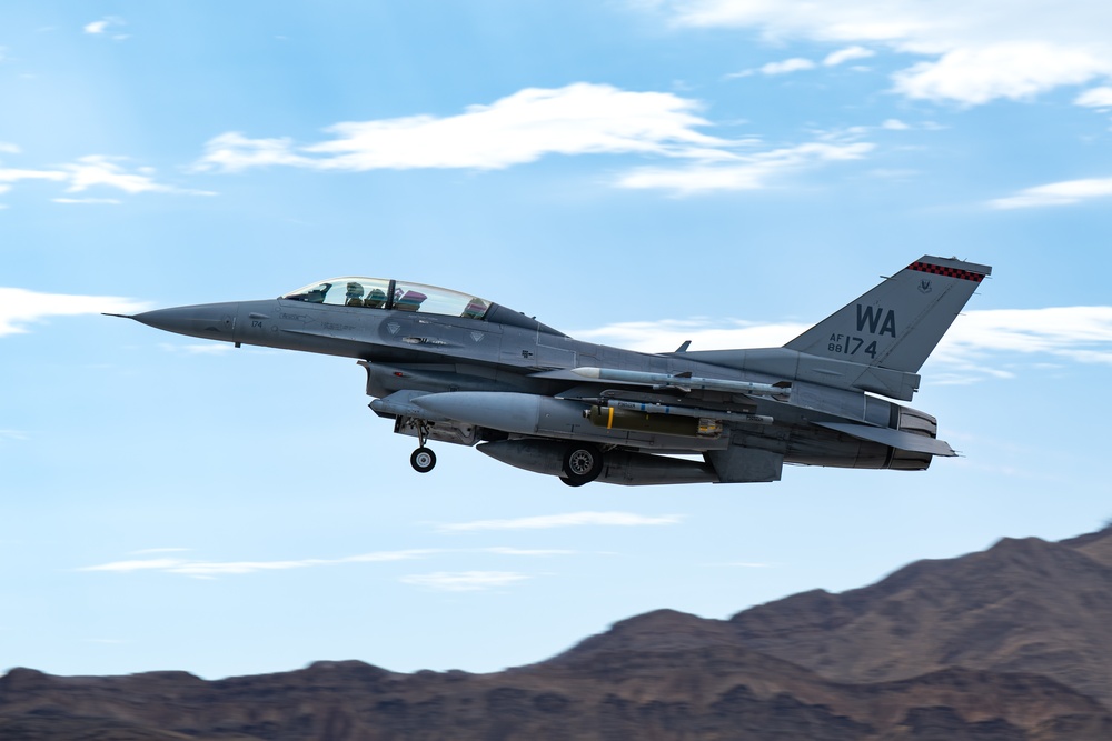 Nellis take offs and landings Sep 4, 2025