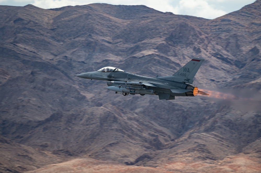 Nellis take offs and landings Sep 4, 2025