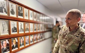 MRC/DHN West Leaders Visit Munson Army Health Center