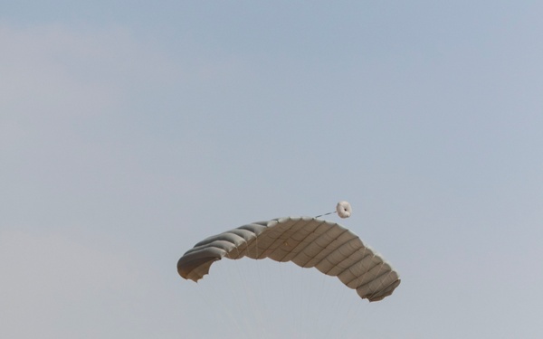 US paratroopers and partner nations jump of Giza Pyramids