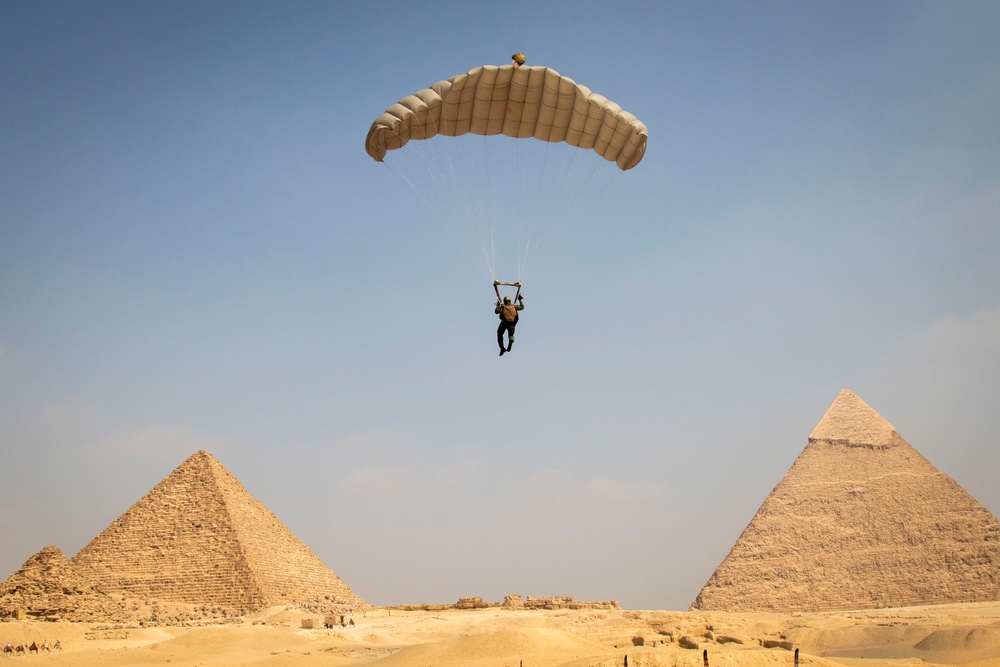 US paratroopers and partner nations jump of Giza Pyramids