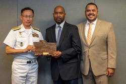 Members of ROK visit CNRC [Image 3 of 6]