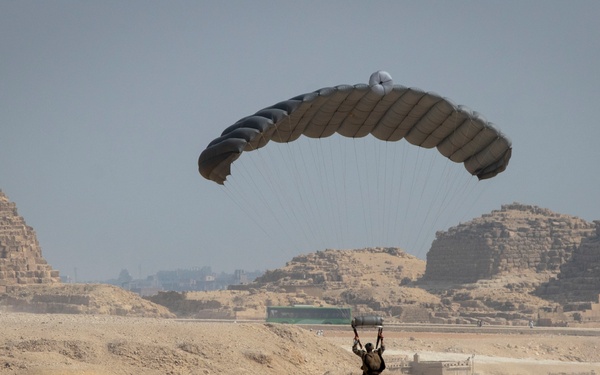 US paratroopers and partner nations jump of Giza Pyramids