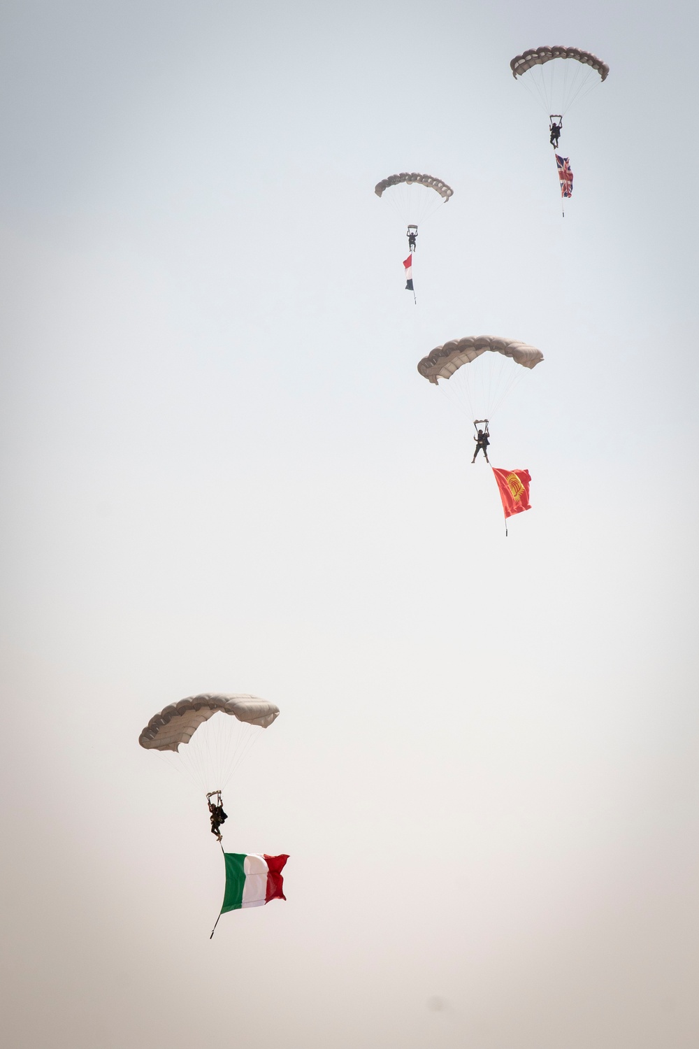 US paratroopers and partner nations jump of Giza Pyramids