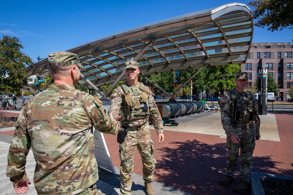 Ohio Leadership Visits Guardsmen Supporting D.C. Safe and Beautiful Task Force