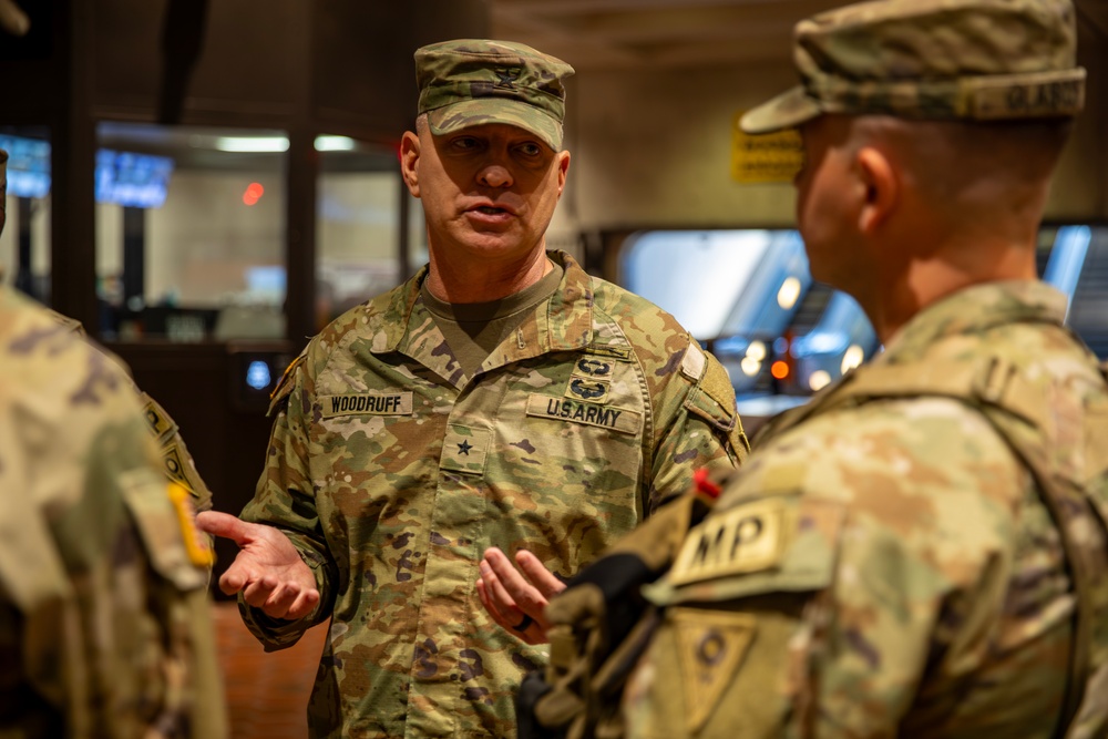 Ohio Leadership Visits Guardsmen Supporting D.C. Safe and Beautiful Task Force