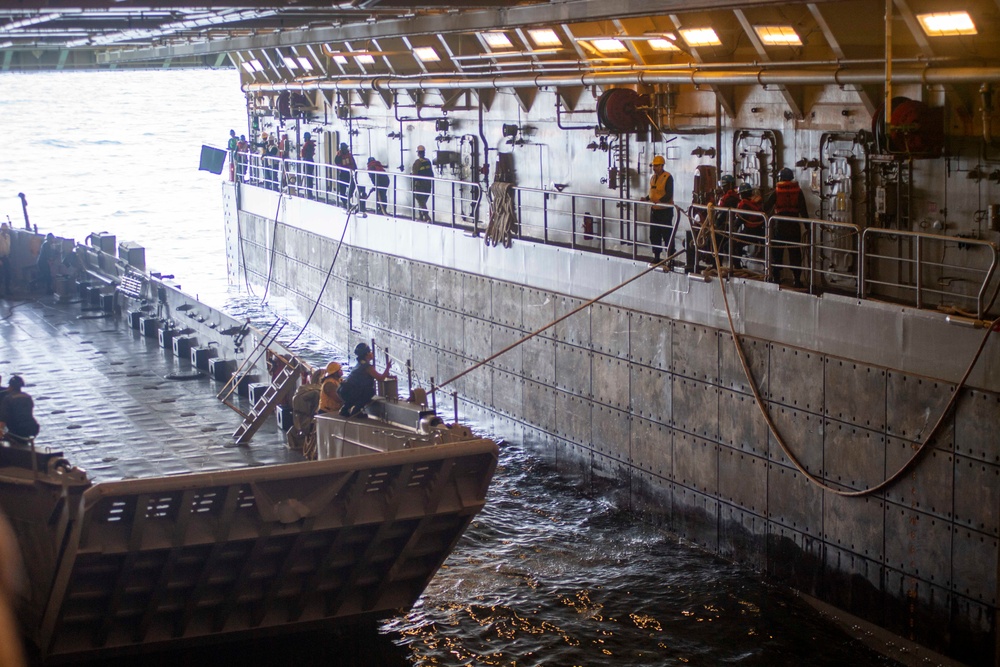USS John P Murtha conducts well deck operations