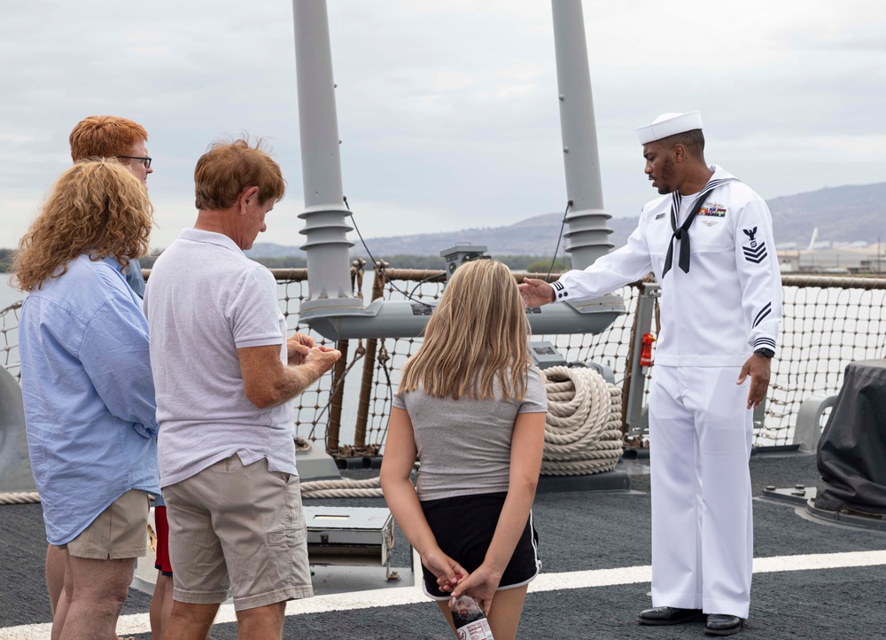 USS Decatur Gives Tours to Visitors for WWII 80th Anniversary