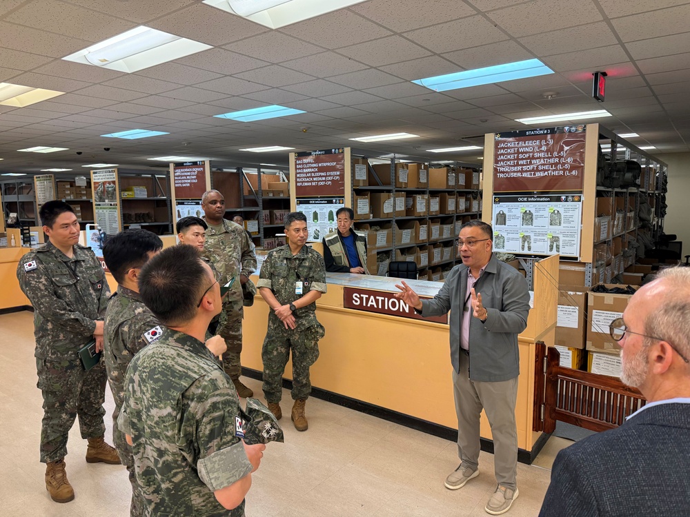 C4 Logistics Officers, CFC, ROK Army, visited Support 60 warehouse at Camp Humphreys.