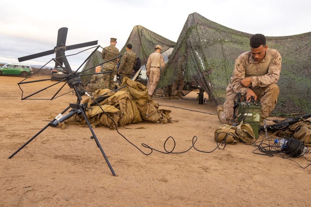 Thunderstruck: Marines compete in first-ever service-wide communications team competition