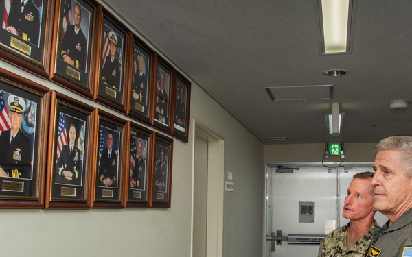 U.S. Pacific Fleet visits Commander Task Force 76