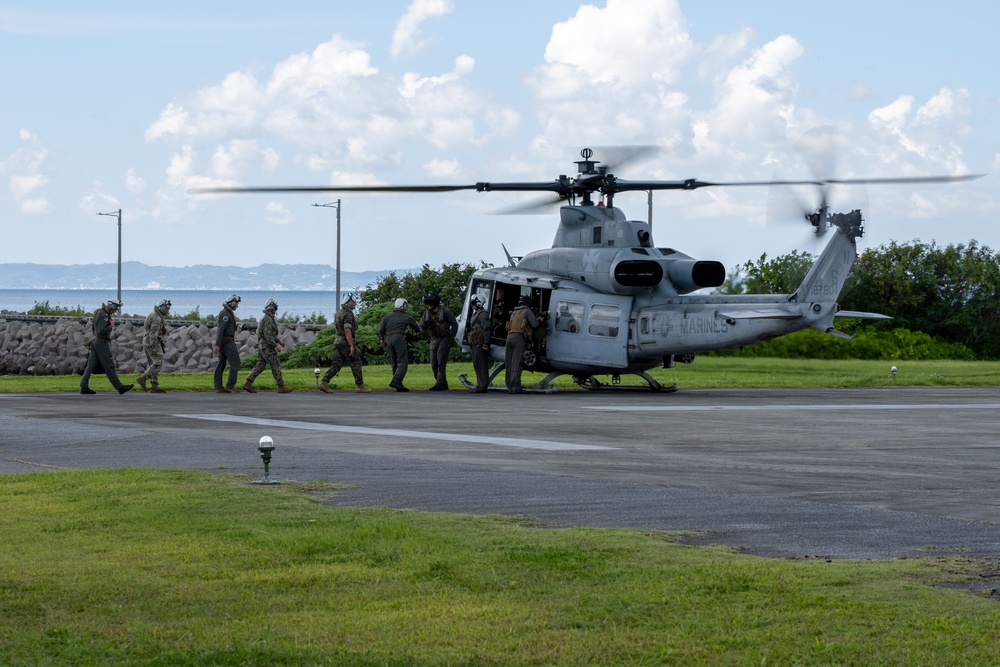 U.S. Pacific Fleet visits Commander Task Force 76