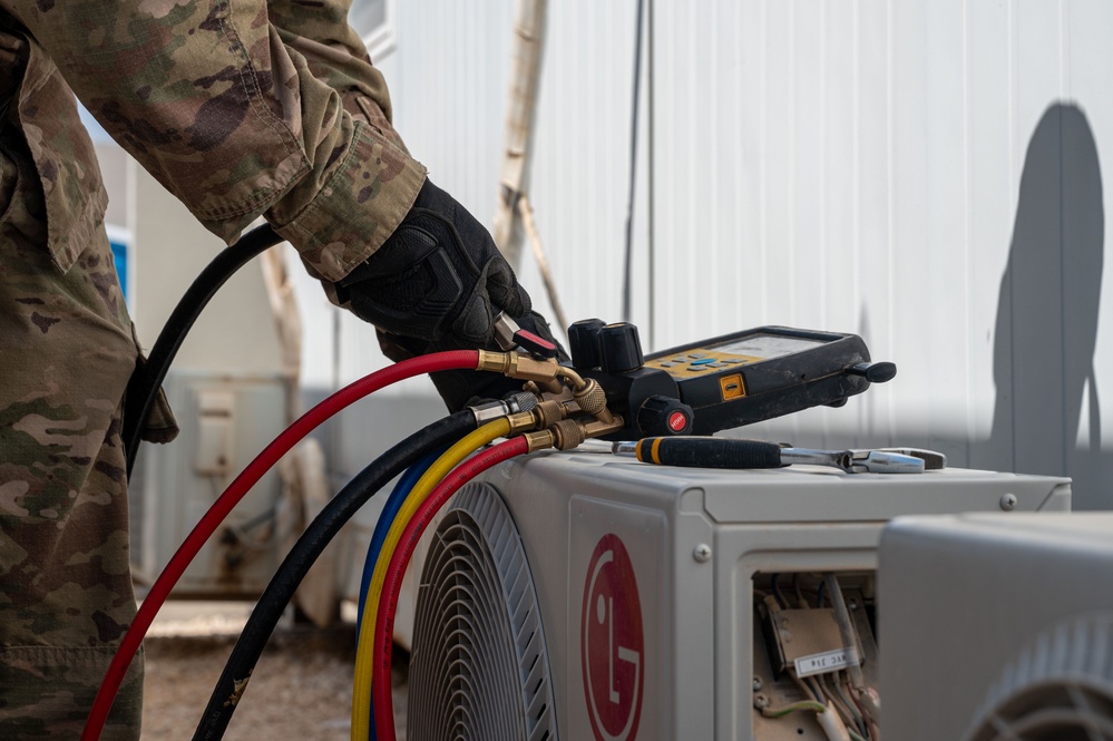 332nd Expeditionary CE Squadron HVAC/R operations