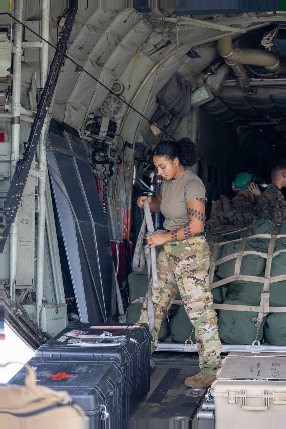 Marines with 1st MAW board Air Force C-130H for Resolute Dragon 25