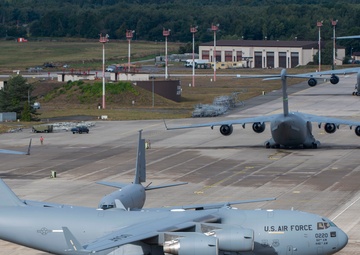 C-130J, C-17 aircraft execute rapid rotations