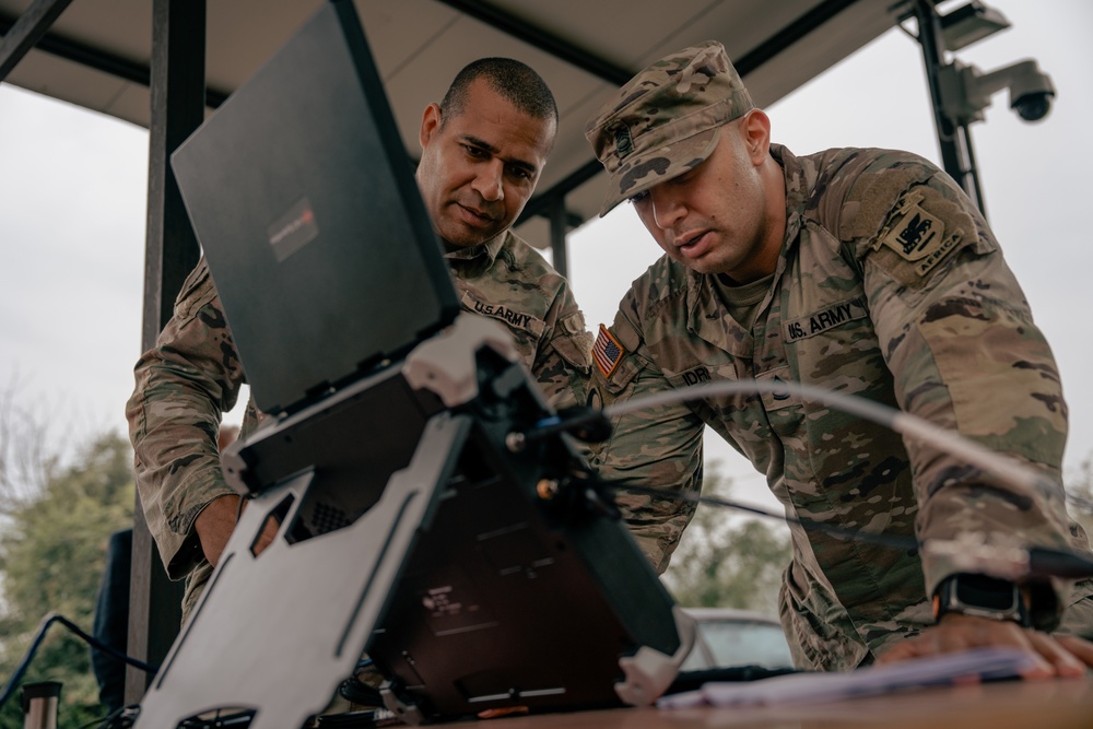 SETAF-AF, 173rd Airborne, Italian allies conduct spectrum analysis training