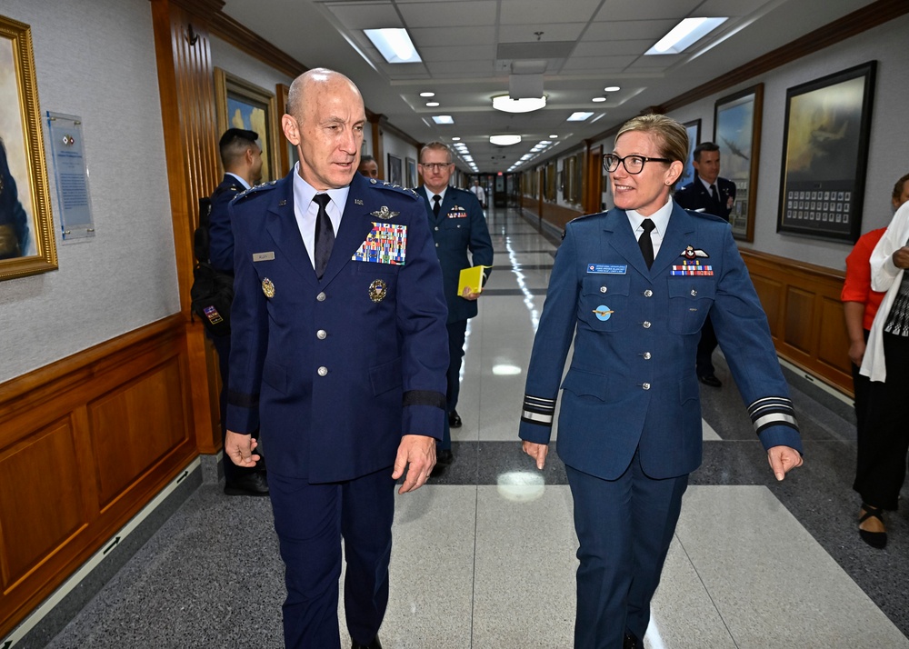 CSAF Allvin meets Canadian Lt. Gen. Speiser-Blanchet