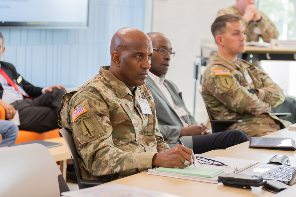 Data to Decision in Warfighting Course - advancing the Army's pursuit of warfighting data