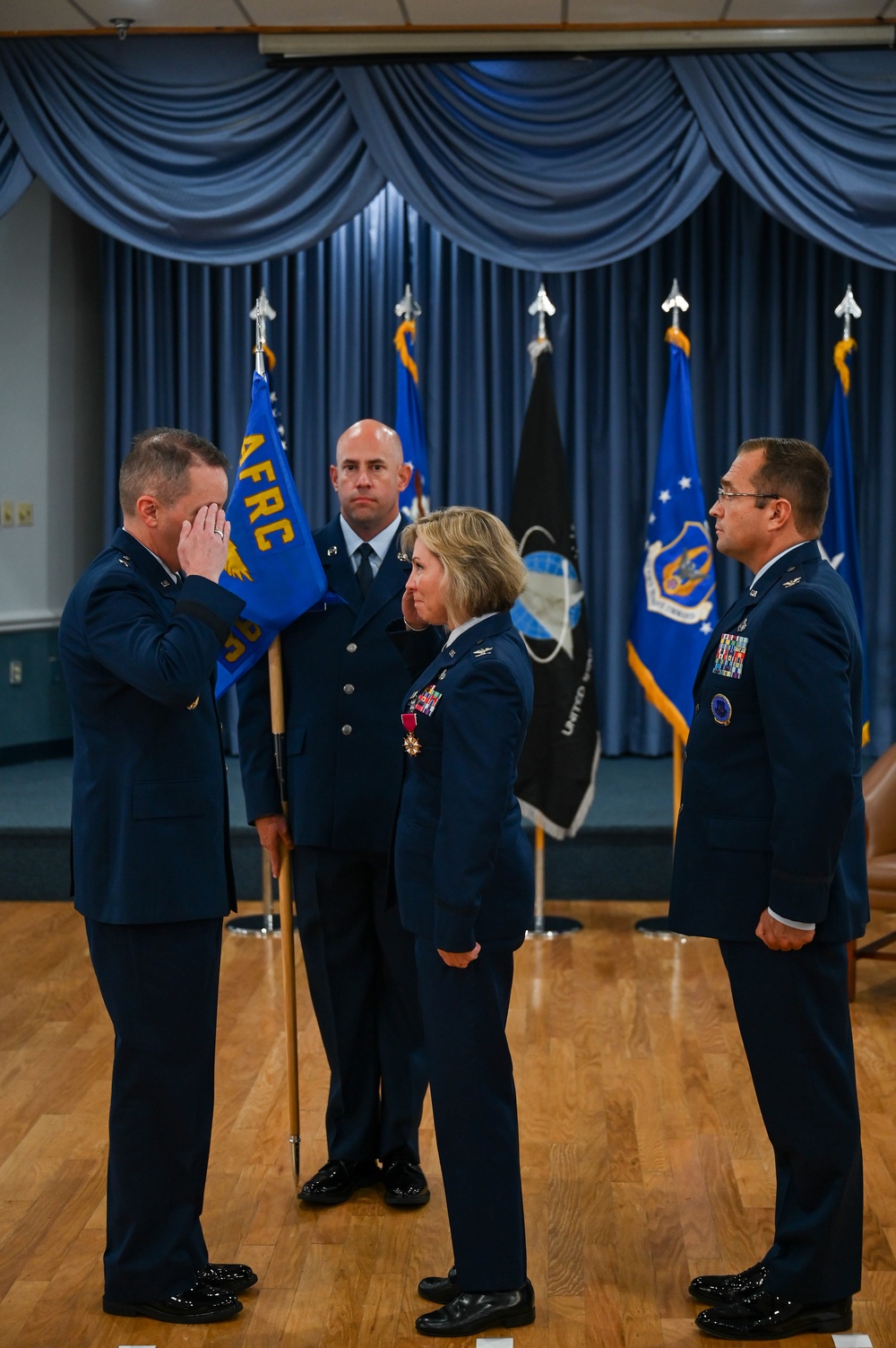 Reserve Recruiting Welcomes New Commander