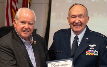 Vietnam POW, Airman recognized