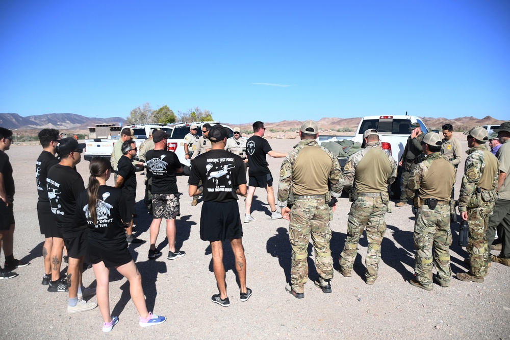 Local law enforcement agencies lend support to airborne Soldiers’ water training