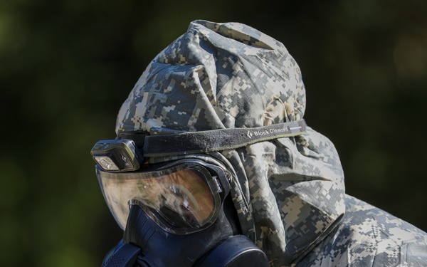 101st Airborne Division (Air Assault) Conducts Live Chemical Agent Training with Slovak Armed Forces