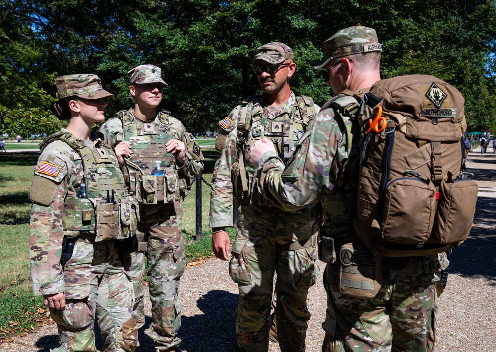 Mississippi National Guard Soldiers Conduct a Presence Patrol at the National Mall