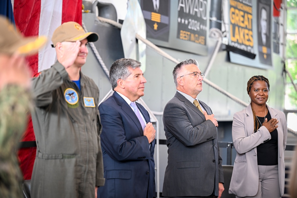 Naval Station Great Lakes Receives 13th Bingham Award