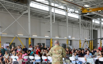 La. Guard aviation unit holds departure ceremony at Esler Army Airfield