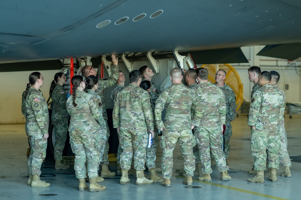Missouri National Guard members tour B-2 Spirit during joint intel workshop Missouri National Guard members tour B-2 Spirit during joint intel workshop