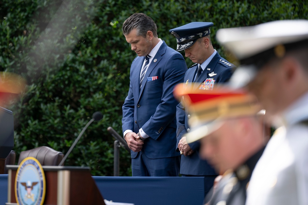 POTUS Attends 24th 9/11 Pentagon Observance Ceremony