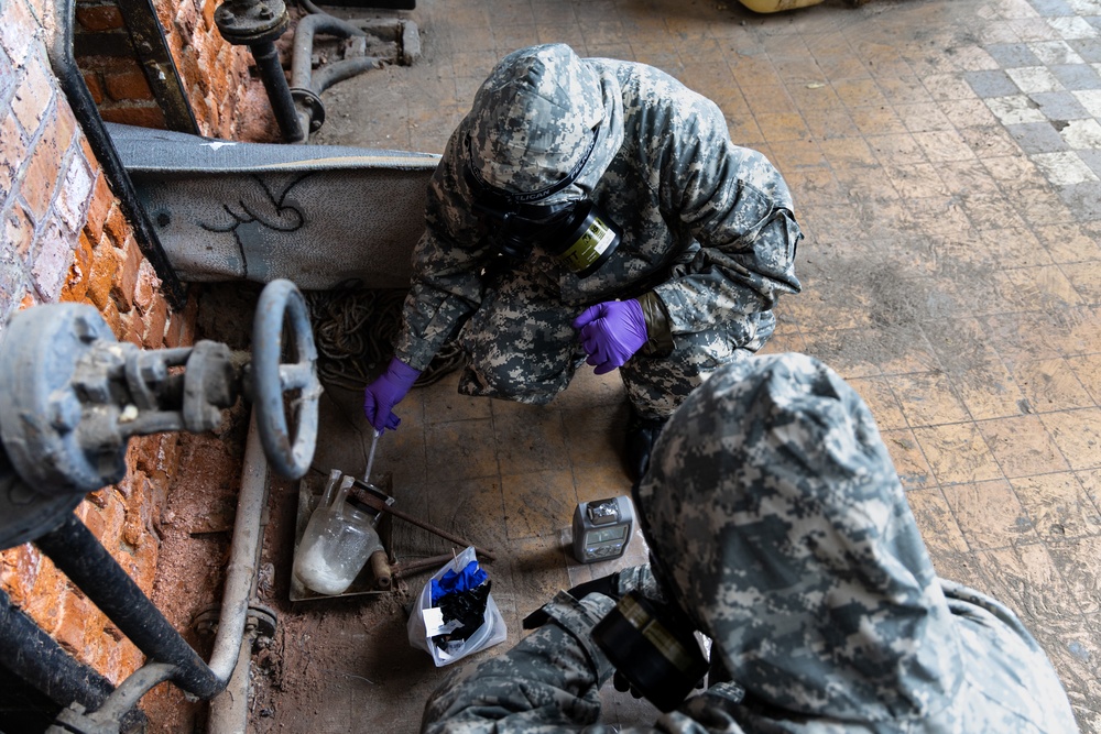 110th Chemical Battalion Conducts Live Chemical Agent Training during Toxic Valley 25