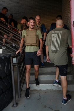 NCBC Gulfport Conducts 9/11 Memorial Stair Climb [Image 4 of 7]